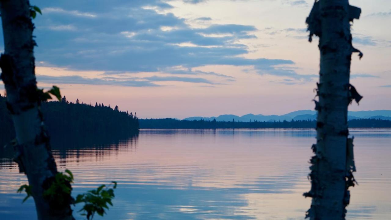 Willa Le Cent Saguenay Zewnętrze zdjęcie